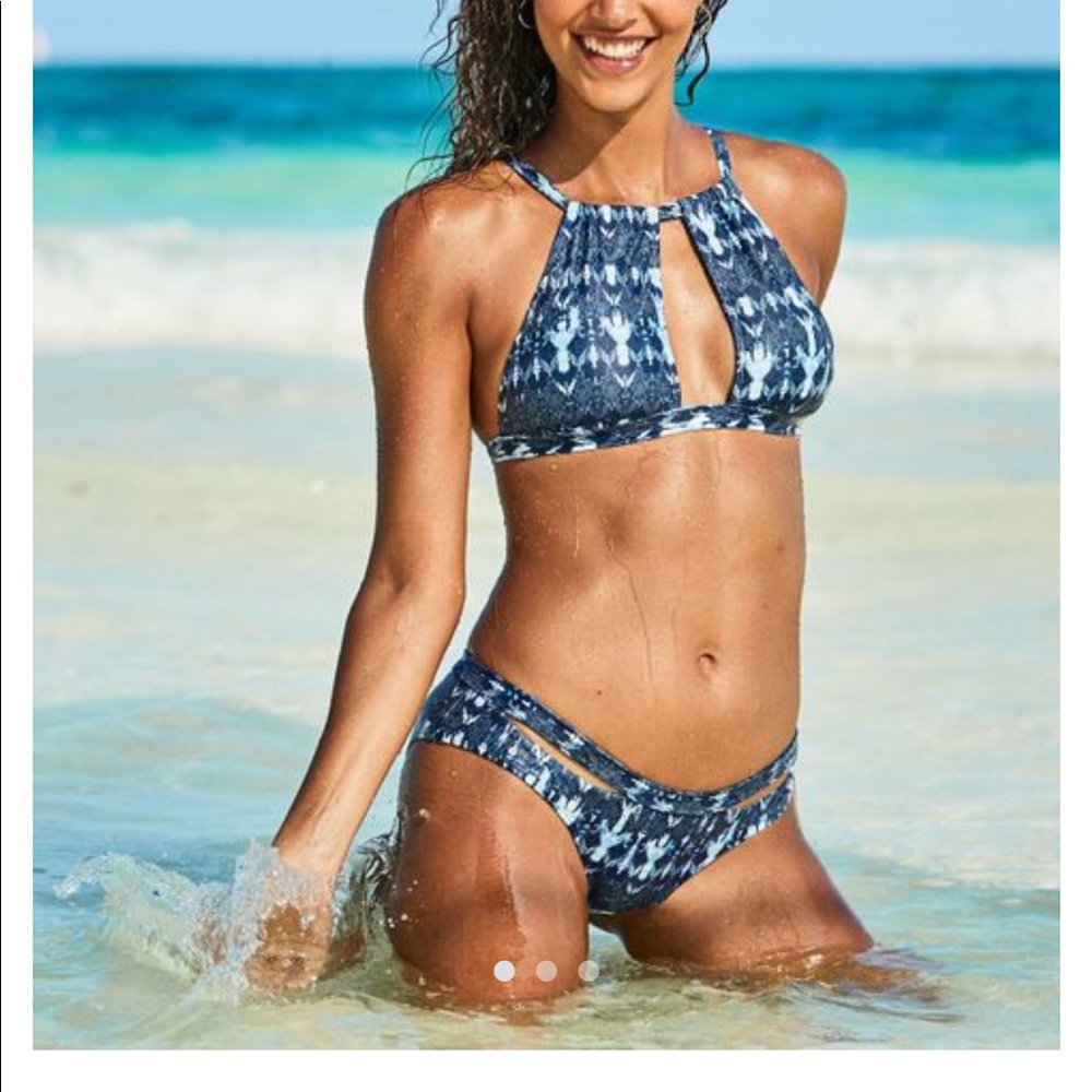 Bathing suit bottoms